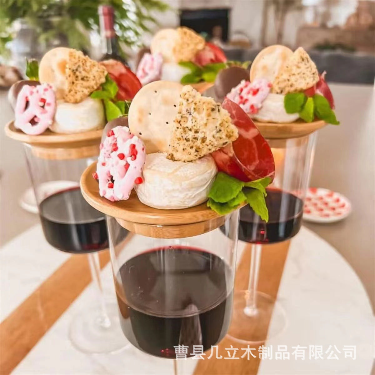 WoodLid™｜飲み物も食卓もやさしく守る。木製マルチカバー