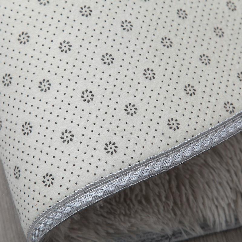 SilkNest™｜極上タッチの楕円プレミアムラグ