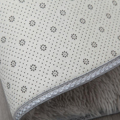 SilkNest™｜極上タッチの楕円プレミアムラグ